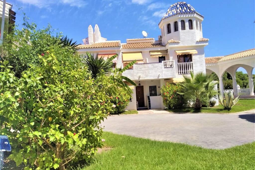 Townhouse With Bbq And Pools - Costa Hispania Puerto Marino Exterior photo